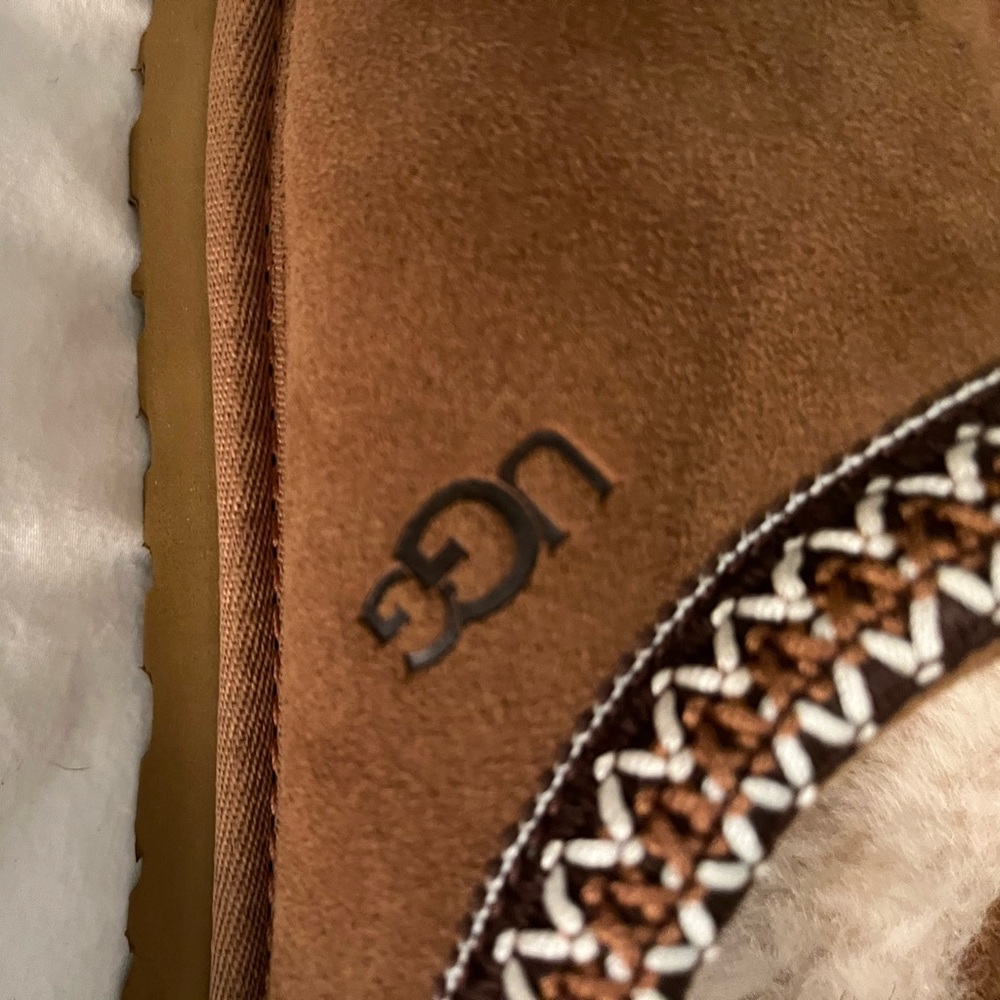 Women's Ugg Tasman slippers